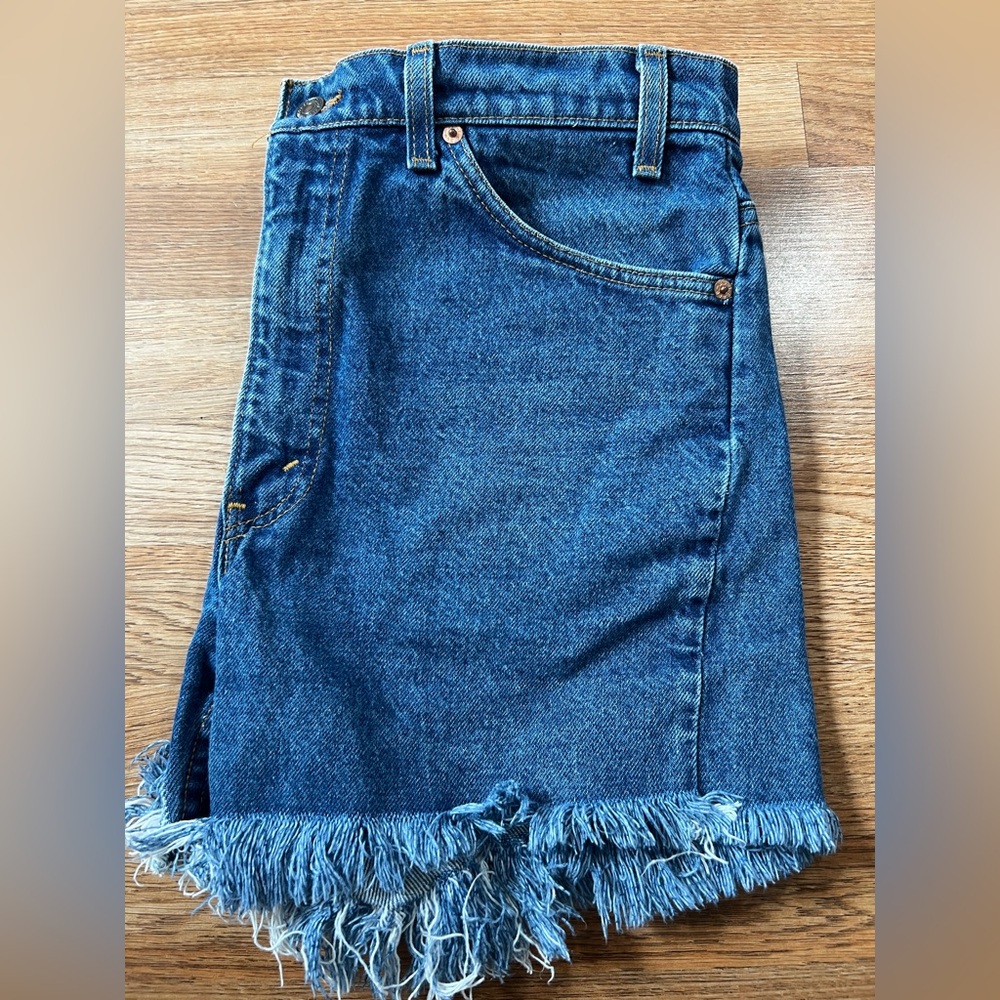 505 Dark Blue Denim Frayed Hem Women's Shorts - Picture 4 of 5